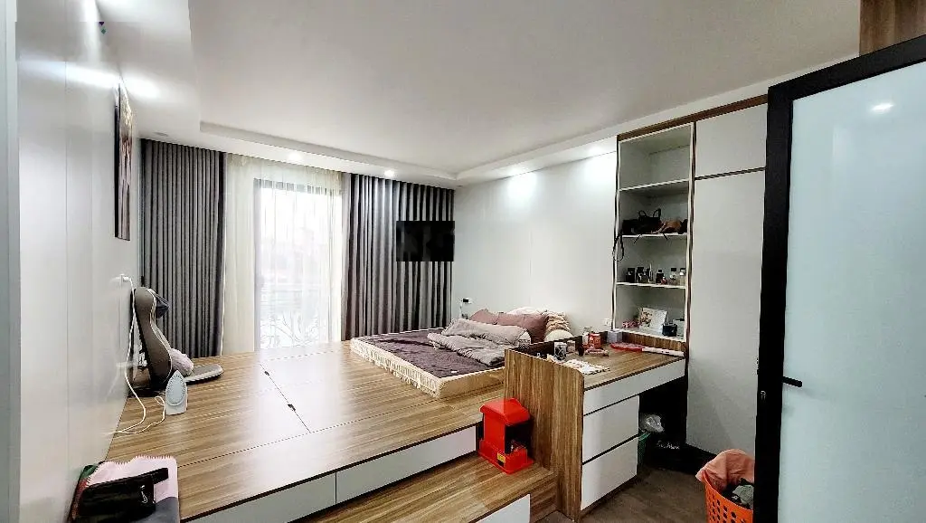 Bán nhà dân xây Ngọc Lâm, Long Biên - view hồ tuyệt đẹp, đường ô tô tránh - DT 35 m2 - giá 12,5 tỷ