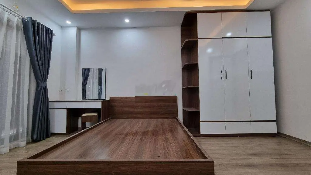 Bán nhà 31m2, 5.7 tỷ, Bùi Xương Trạch, nhà mới xây, full nội thất đẹp