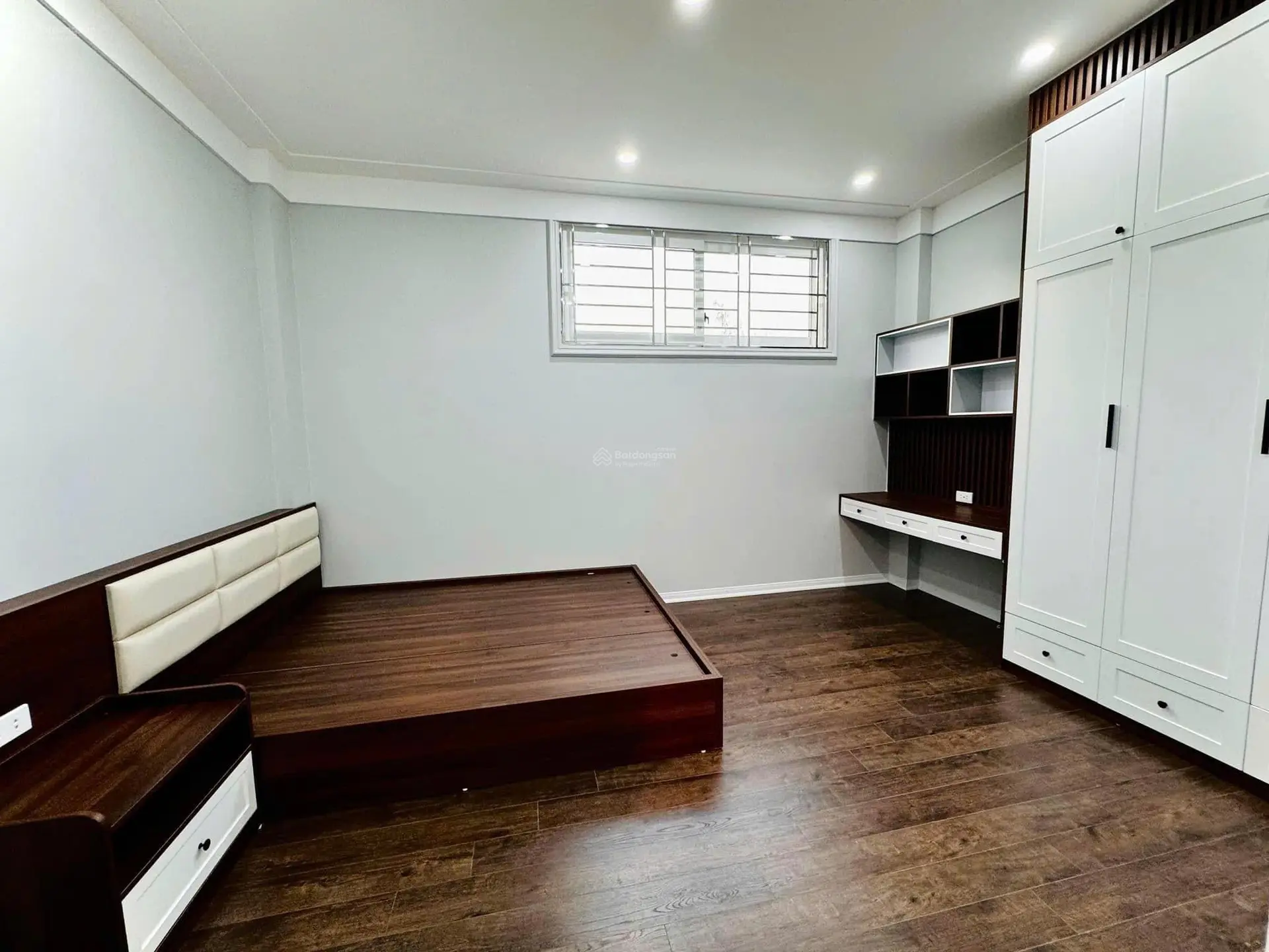 U mê nội thất căn nhà đẹp mới tinh tại Lê Hồng Phong sau Phượng Chi đi vào