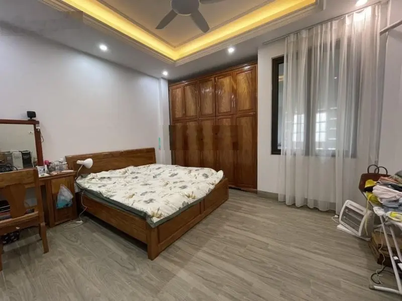 Nhà đẹp Lai Xá 52m2 - xây 4 T - ôtô đỗ cửa - ở sướng - cực hiếm nhỉnh 4 tỷ - gần đường 32