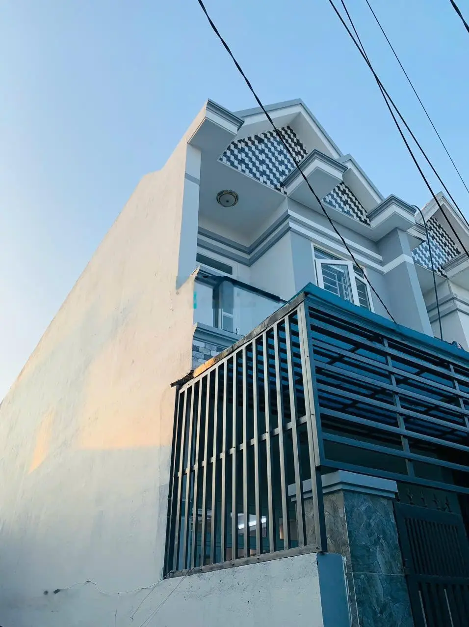 Bán nhà trệt lầu gần TTHC - siêu thị BIGC GO Dĩ An, vị trí trung tâm - tiện ích đầy đủ