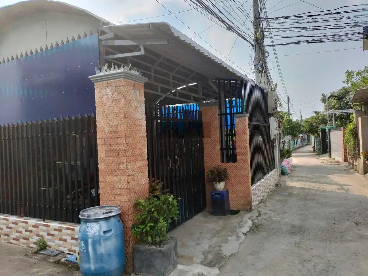 CẦN BÁN NHÀ HƯNG ĐỊNH 133m2, thổ cư 100%, giá 3 tỷ 150tr, nhà đang ở, anh chị mua gọi tôi xem nhà