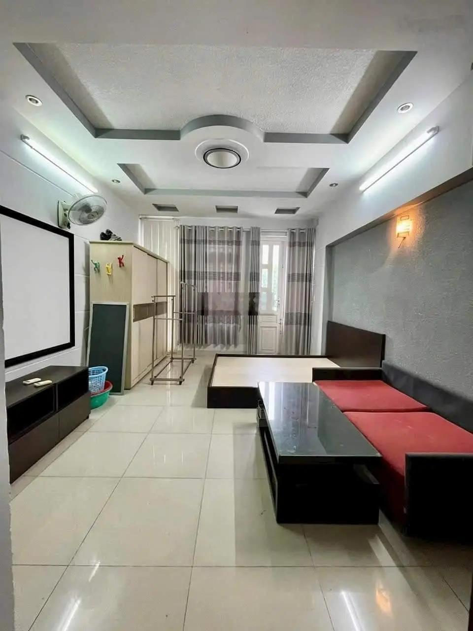 Bán nhà đang cho thuê 39tr/th ở Trần Khánh Dư-Tân Định-Q1. DT 82,5m2 giá 4tỷ850 gần CĐ Nghề TPHCM