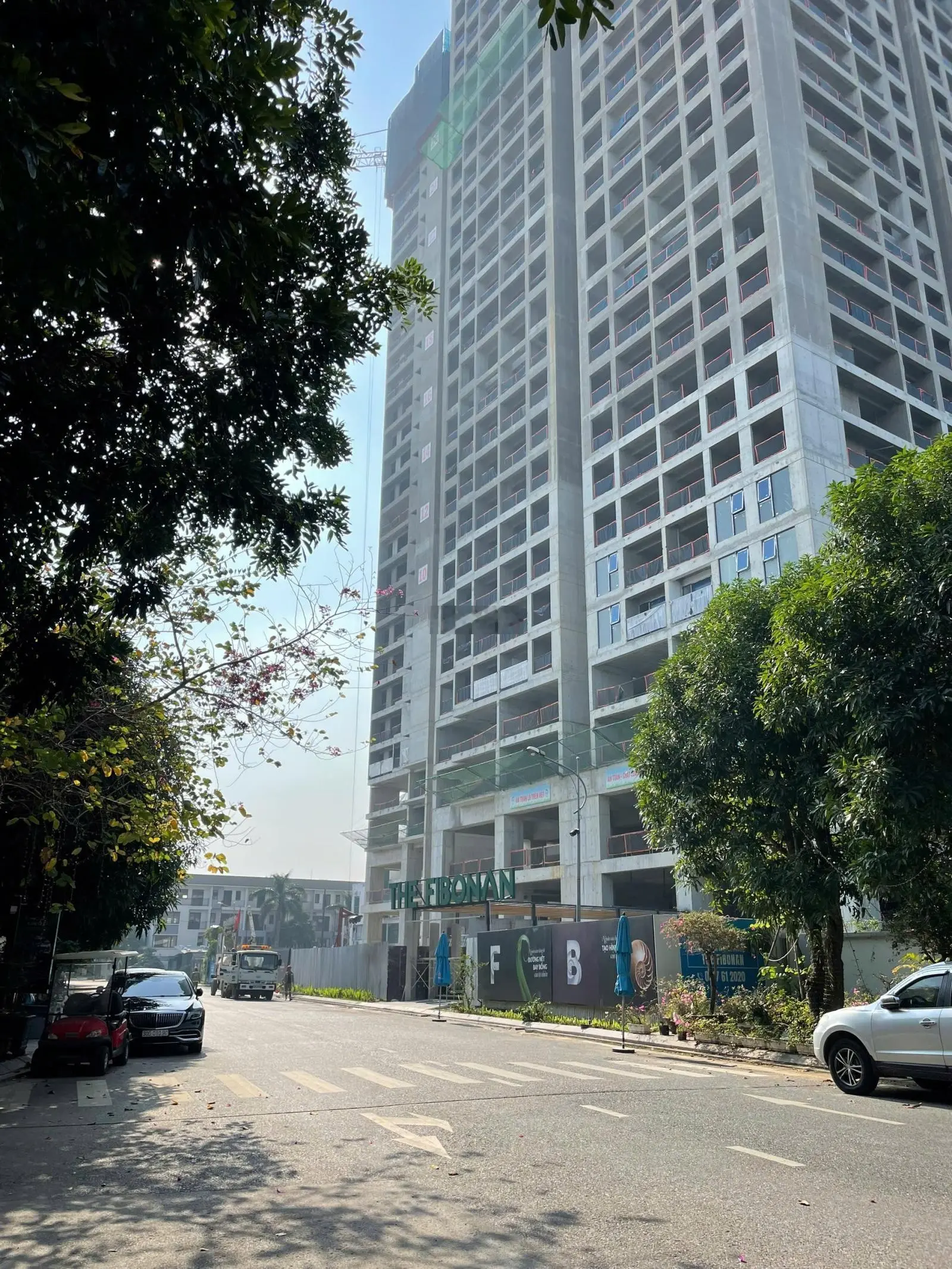 Căn hộ 2PN tại Chung cư Fibonan KĐT Ecopark, view 360 độ, chiết khấu 6% và quà tặng 80tr