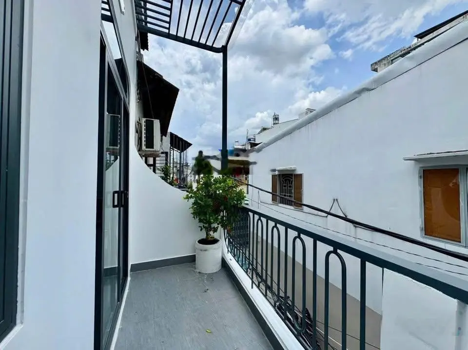 Nhà Đẹp, Xây Mới 1/ Bình Thành, Quận Bình Tân, SHR Hỗ Trợ Vay Bank 80%, (3Tấm + 4PN), DT: 4X15M