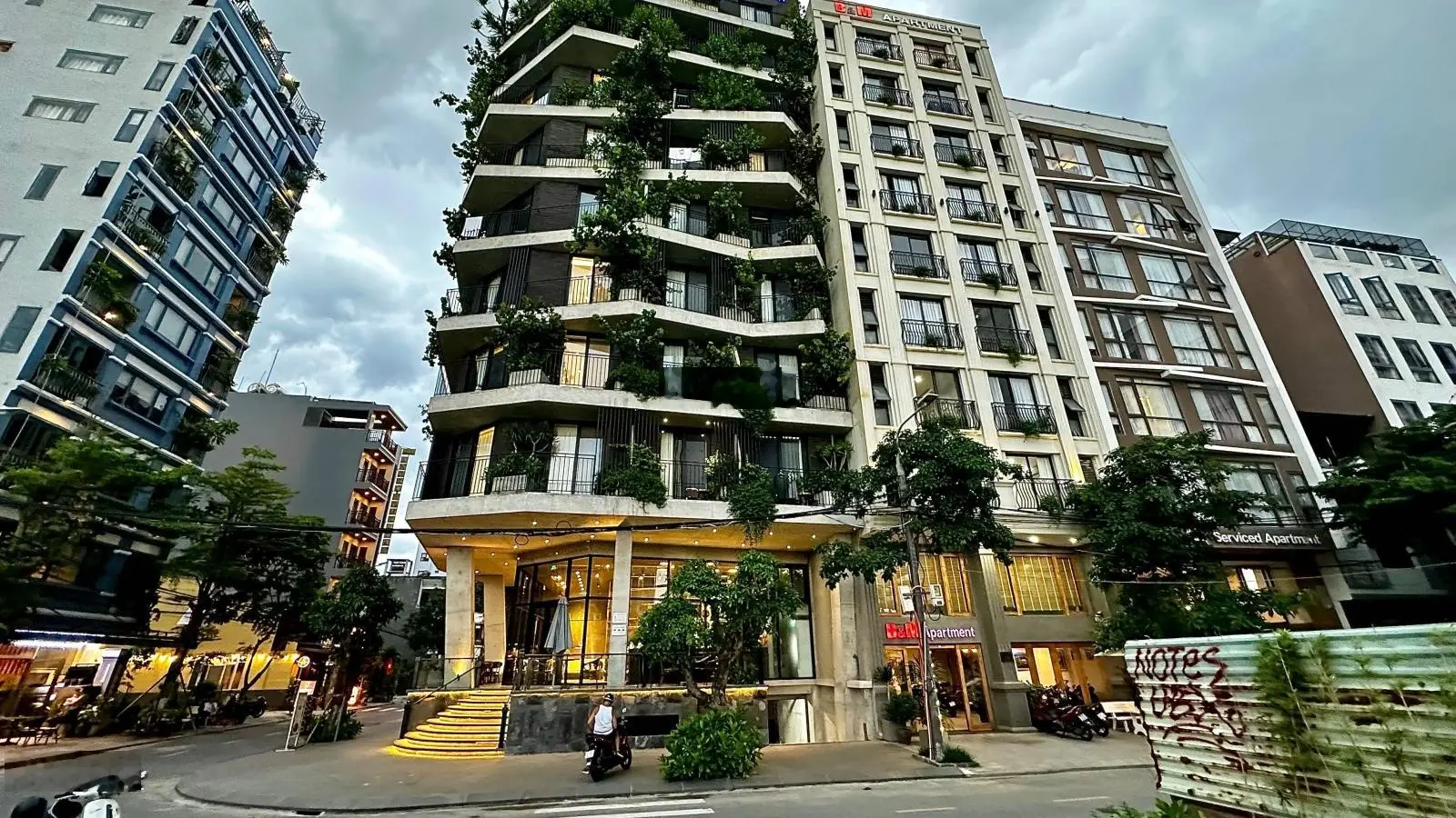 Gia đình tôi: Bán lại lô đất ~300m đường An Thượng 31 khu xây dựng cao tầng sát Biển Mỹ Khê giá tốt