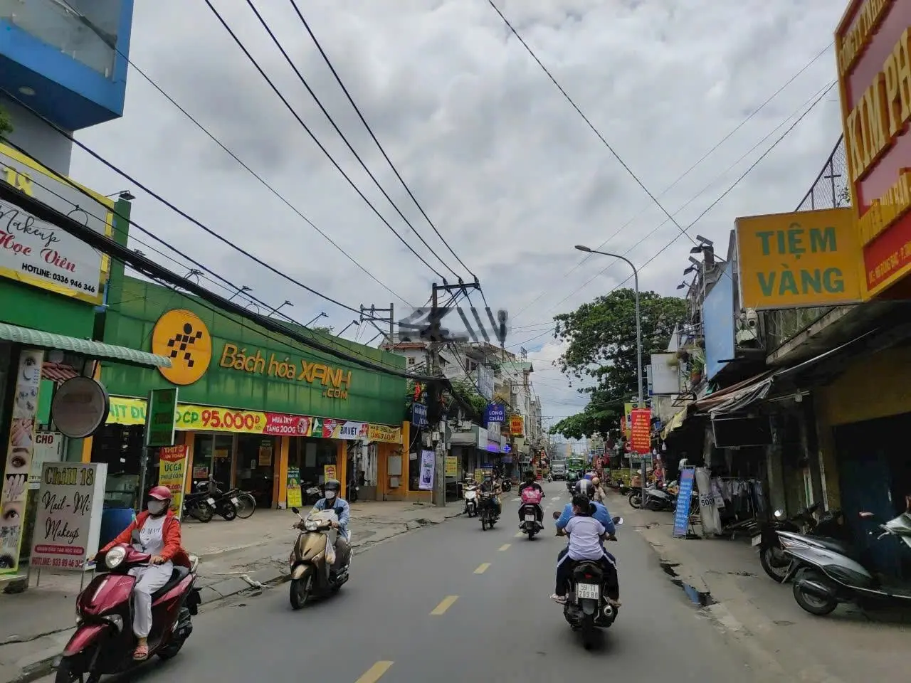 Bán gấp căn góc 2 mặt tiền đường Trịnh Như Khuê ngay Chợ Bình Chánh (5x21m) cho thuê 18tr/th