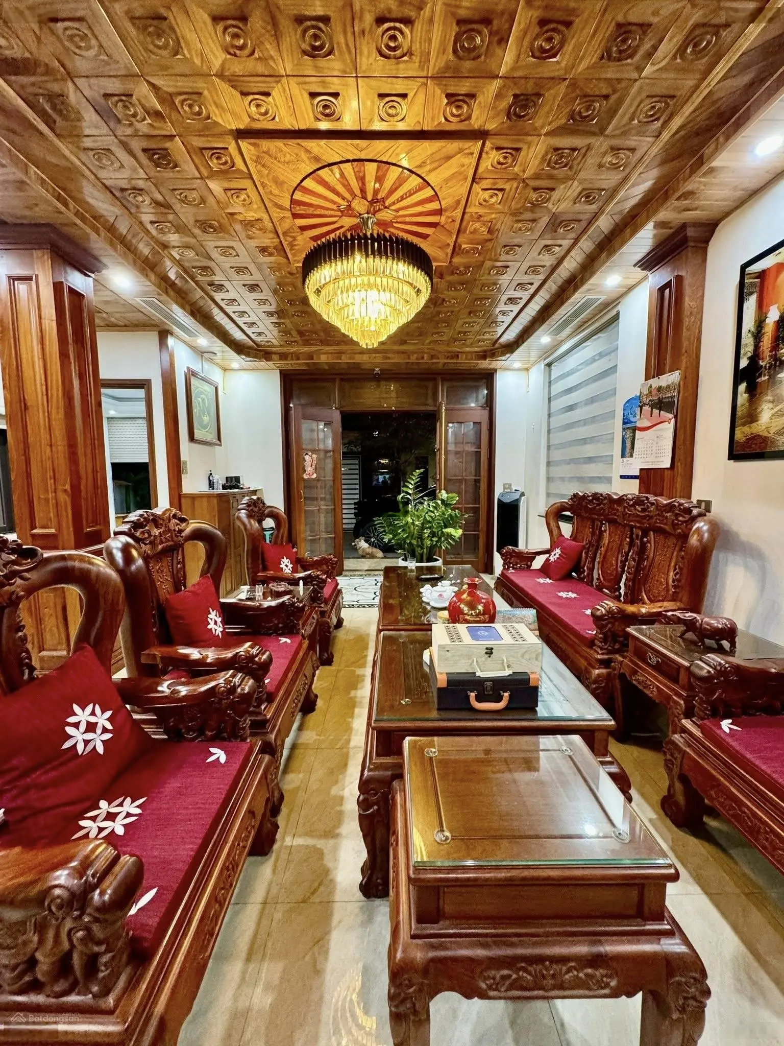 Hiếm! Biệt thự đẳng cấp thượng lưu, KĐT Văn Phú Hà Đông. Lô góc 226 m2, 4 tầng, giá 68.2 tỷ