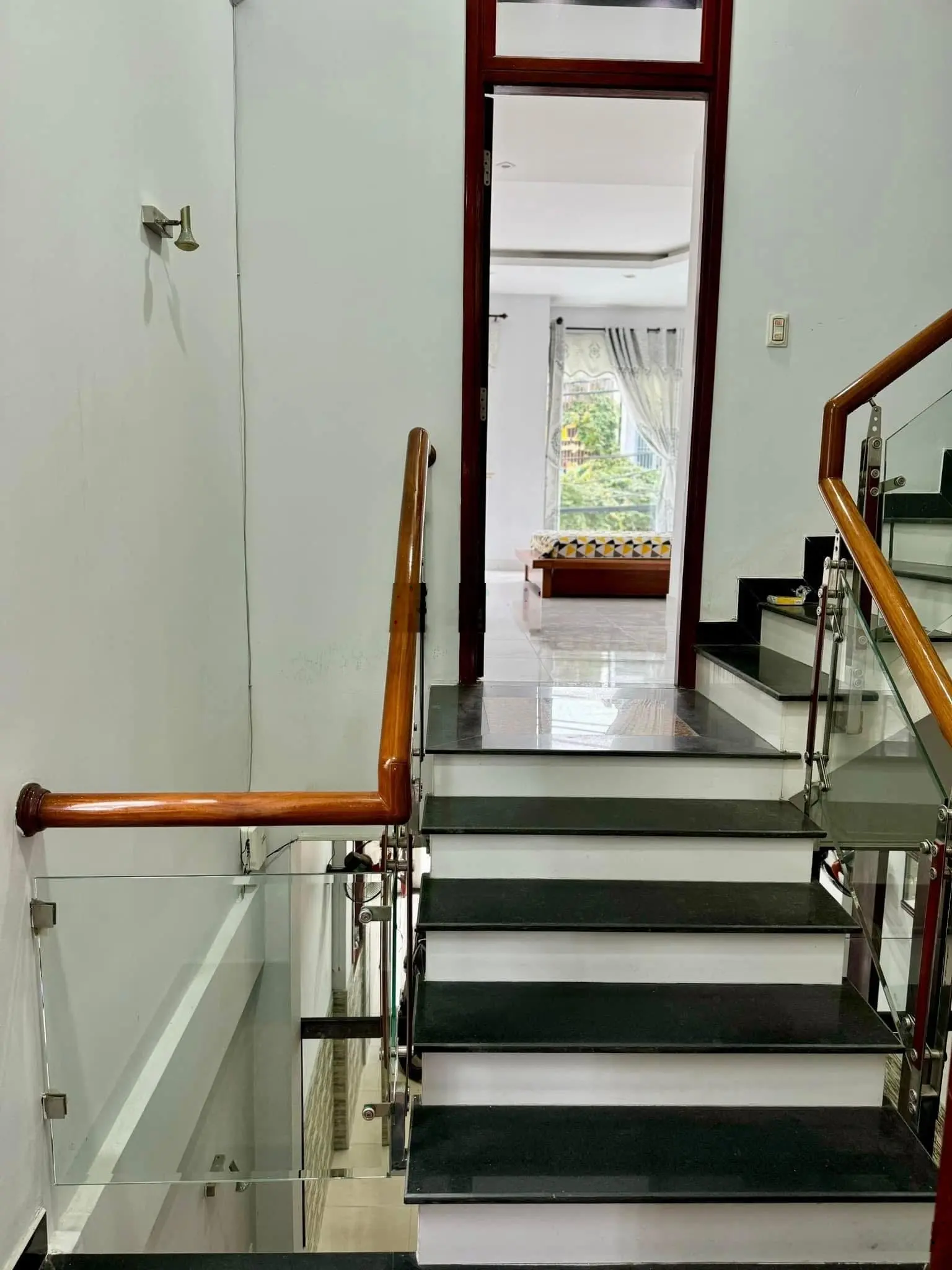 Bán nhà mặt tiền cạnh kiệt 96 đường Phạm Văn Nghị