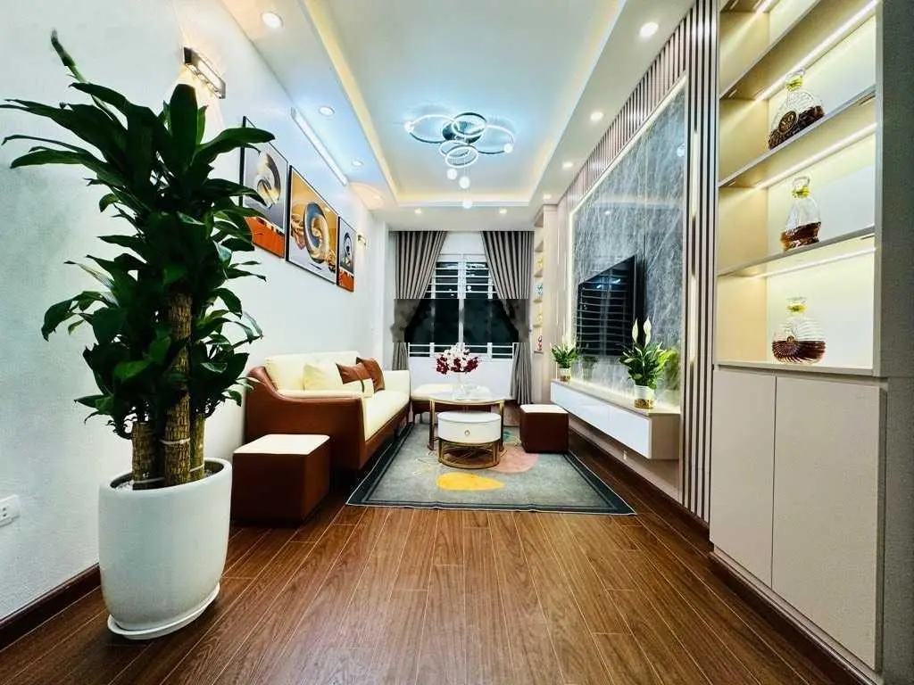 Bán nhà ngõ 10 Láng Hạ - 30m2 - 6 tầng - ngõ rộng - gần ôtô - nhà đẹp ở luôn - 5.25 tỷ 0394 743 ***