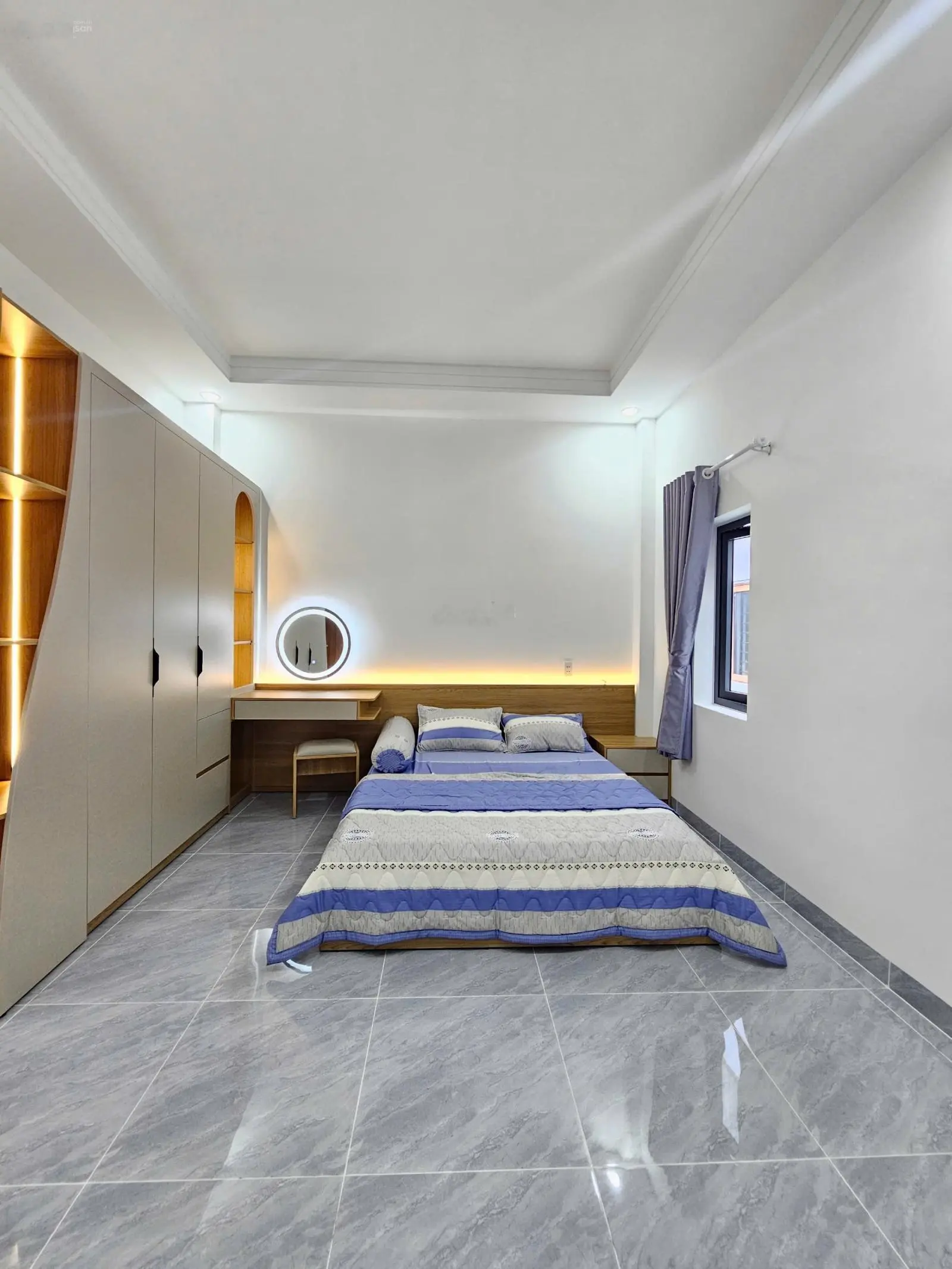 Nhà Hoàn Công: 3Tỷ950_65m2 ngang 5m Có Sân Ô Tô Nhà 1 Trệt 2 Lầu Cạnh Vòng Xoay An Phú, TP.Thuận An