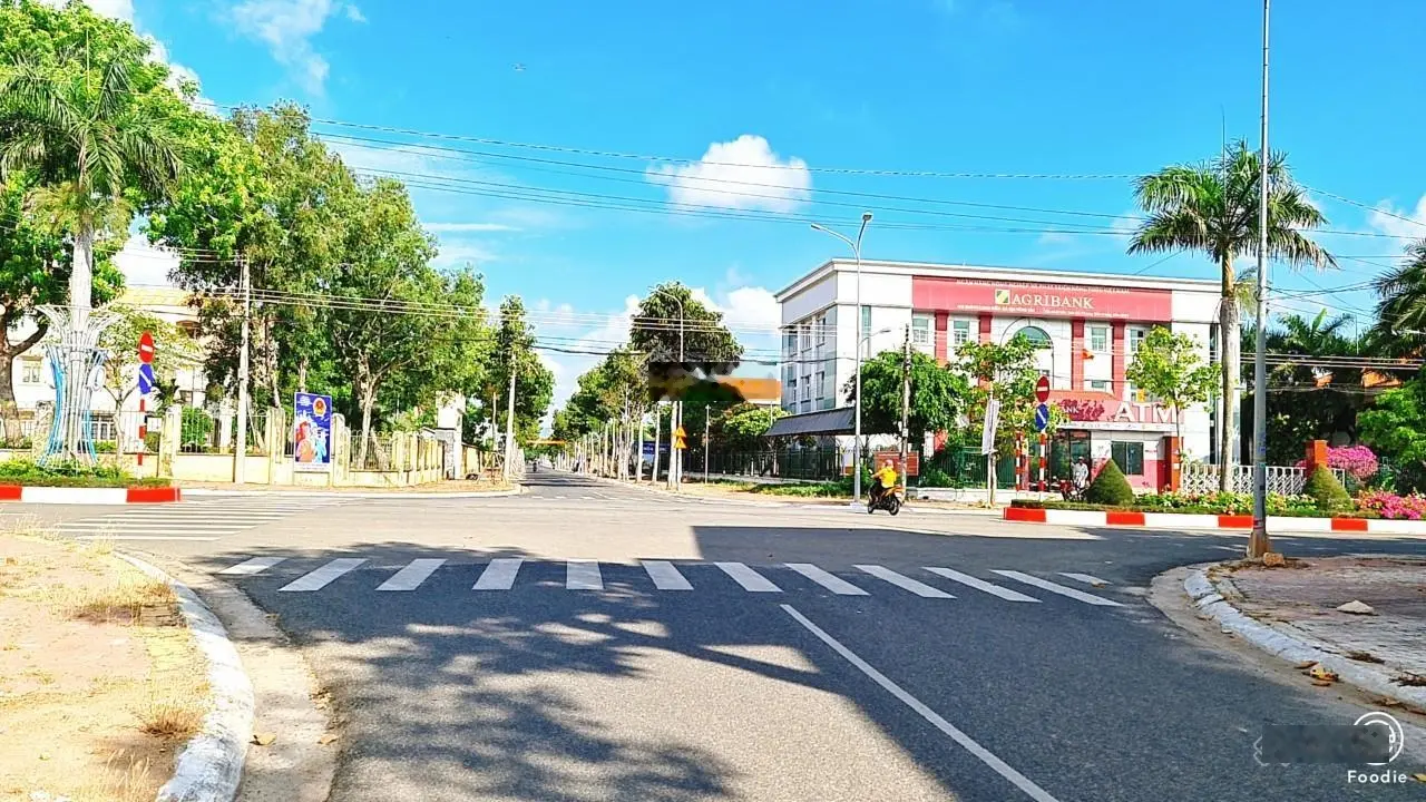 Bán đất thị trấn Long Điền Bà Rịa Vũng Tàu DT 100m2 giá 2,35 tỷ