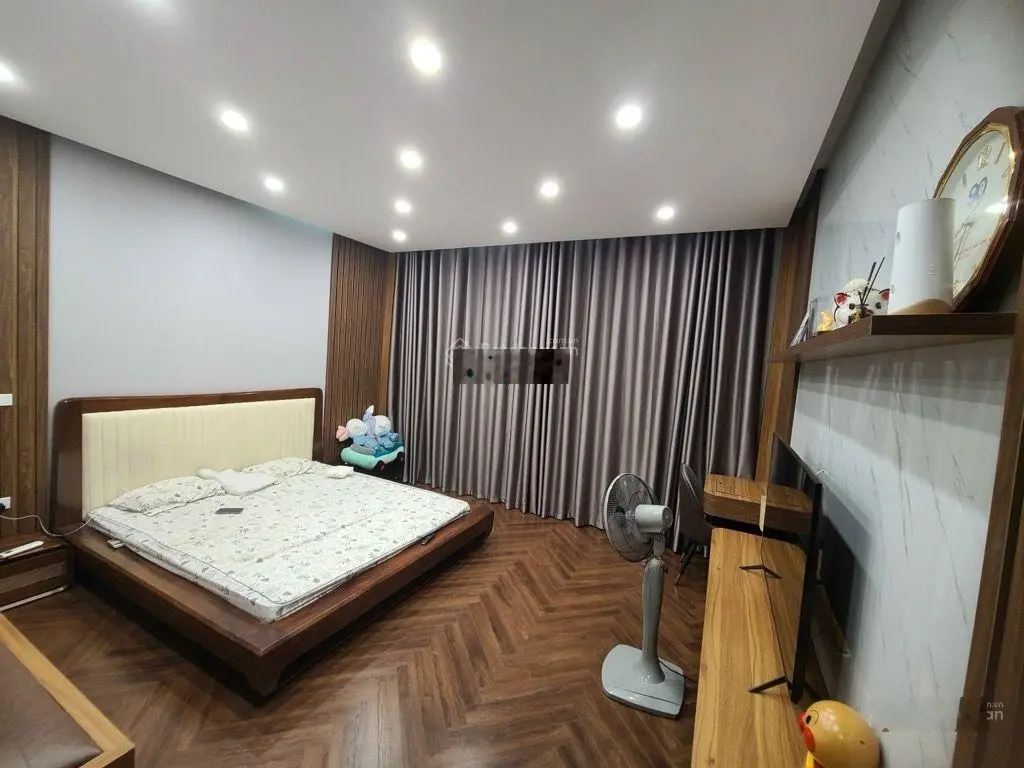 Vip Đống Đa - khu nhà giàu - nhà mới đẹp- gara ôtô -nội thất đẳng cấp- 52m, 6 tầng, MT 4.5m, 18,9tỷ