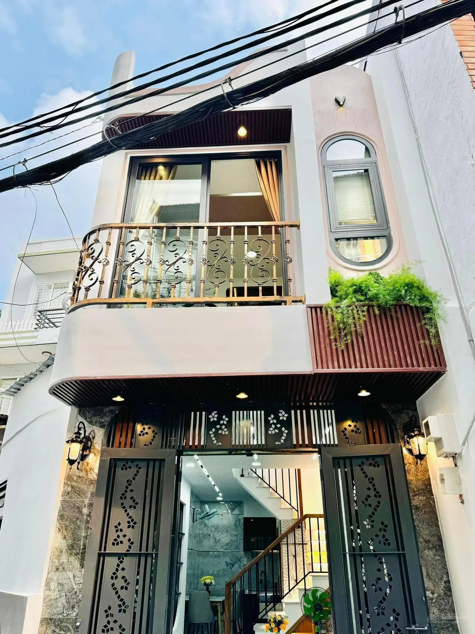 Vip nhất khu vực hé lộ căn nhà chất như nước cất Cát Lái, Q. 2, DT 106m2, sổ hồng riêng