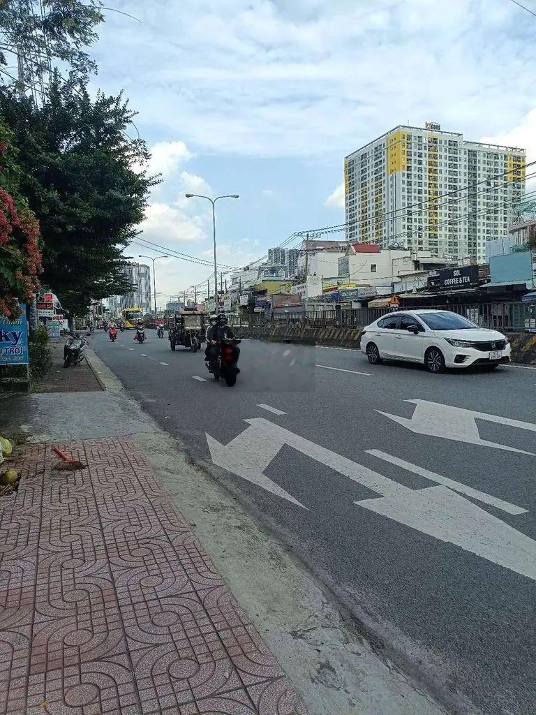Bán đất mặt tiền đường vành đai KTX B
