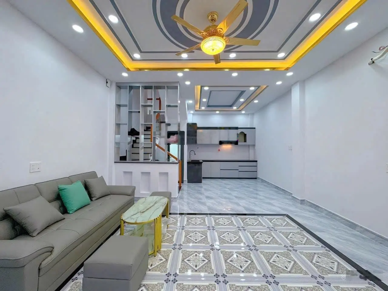 Nhà Đẹp 4 Tầng - Phú Nhuận - Gần Mặt Tiền - 6 tỶ Xíu