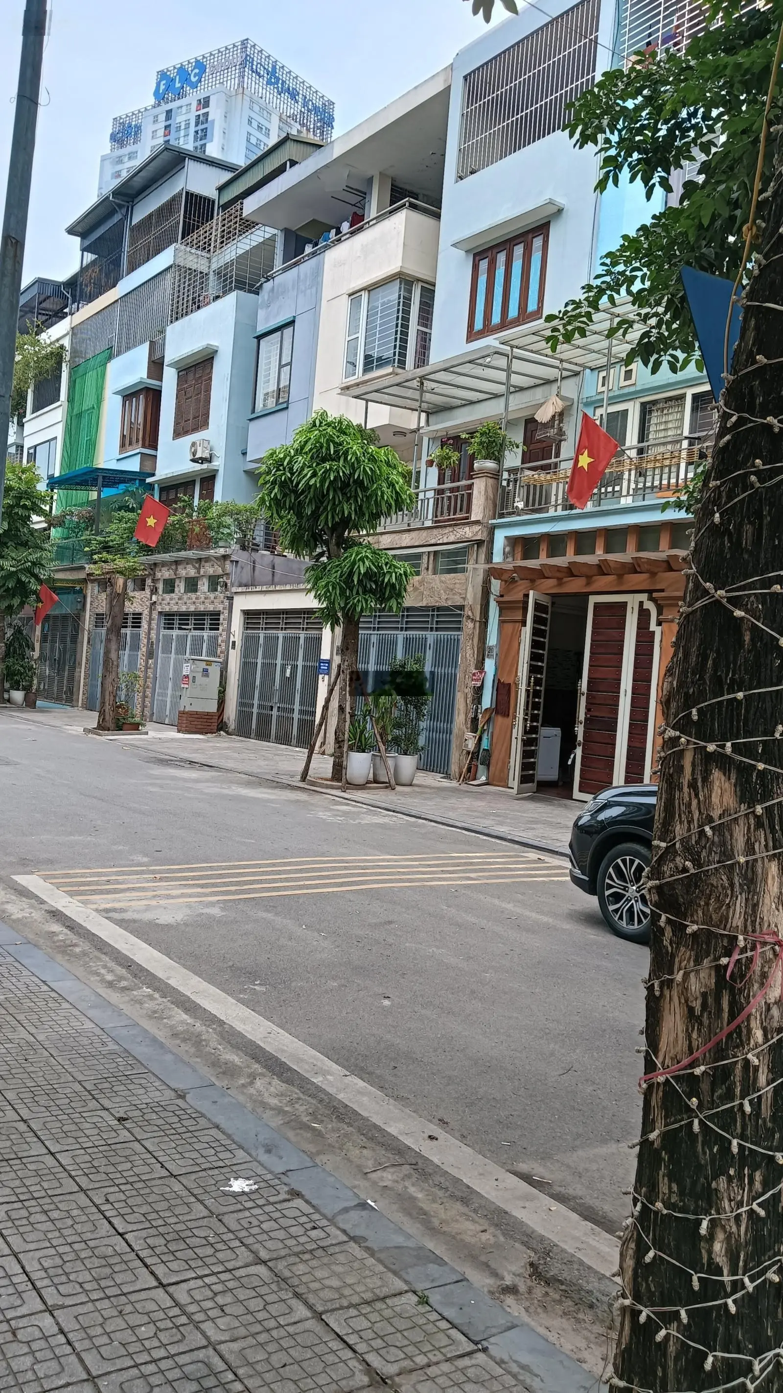 Bán gấp Lk, kĐT, Văn Quán, Hà Đông, 38 m², 5 tầng, 7,15 tỷ, lô góc, ô tô đỗ, kinh doanh sầm uất.