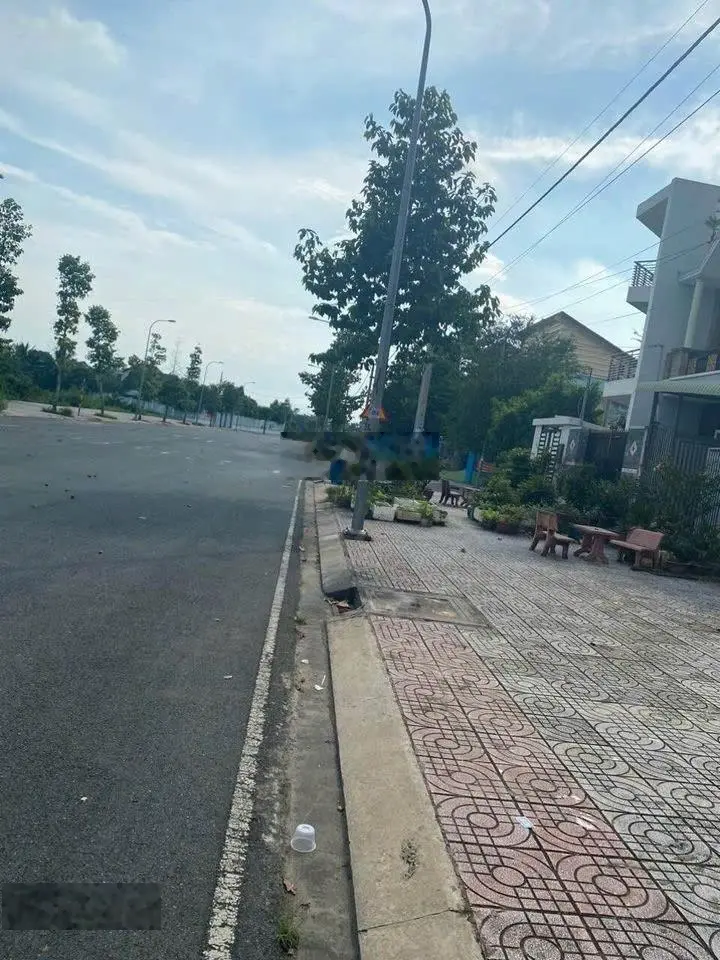 Chính chủ cần bán 100m2 đất ở Đường Nguyễn Văn Khước, Phú Tân, Bến Tre có SHR, full thổ cư