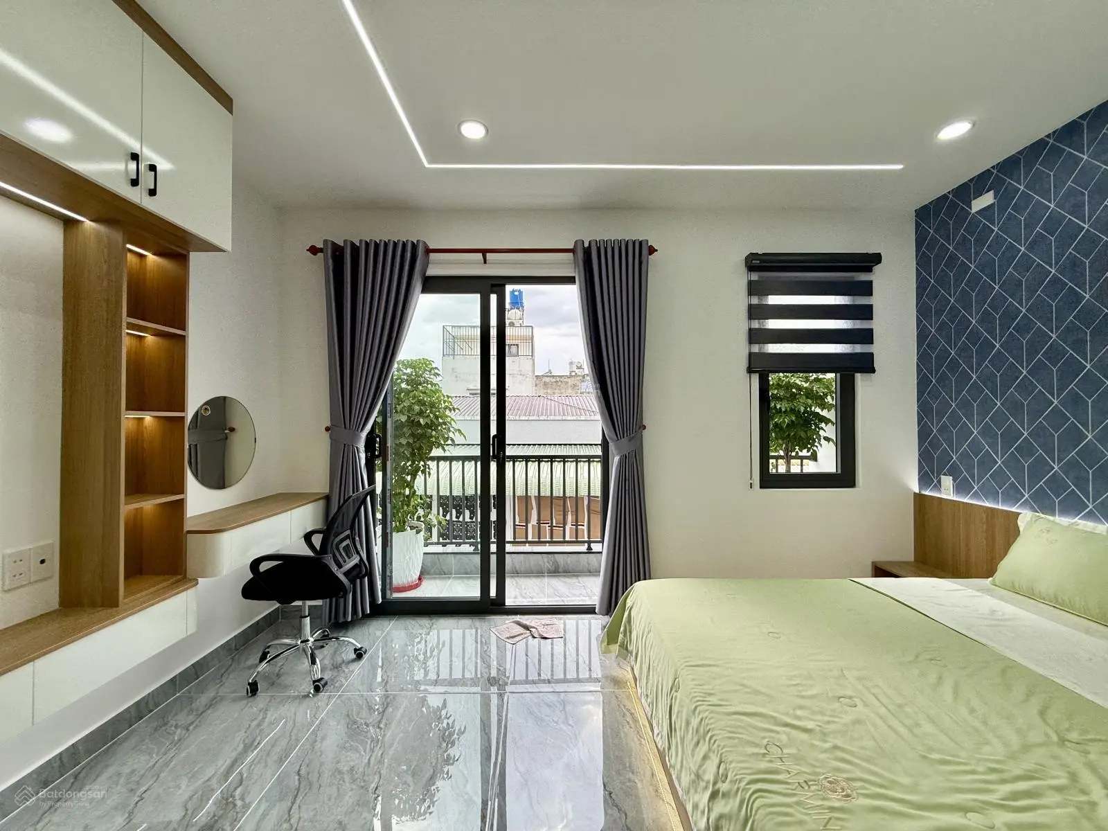 Nhà bên Chợ Hạt Điều, đường Dương Thị Mười, DT:4,5x13M, Lửng, 3Lầu, 4PN, Gara ô tô, Sân thượng, Q12