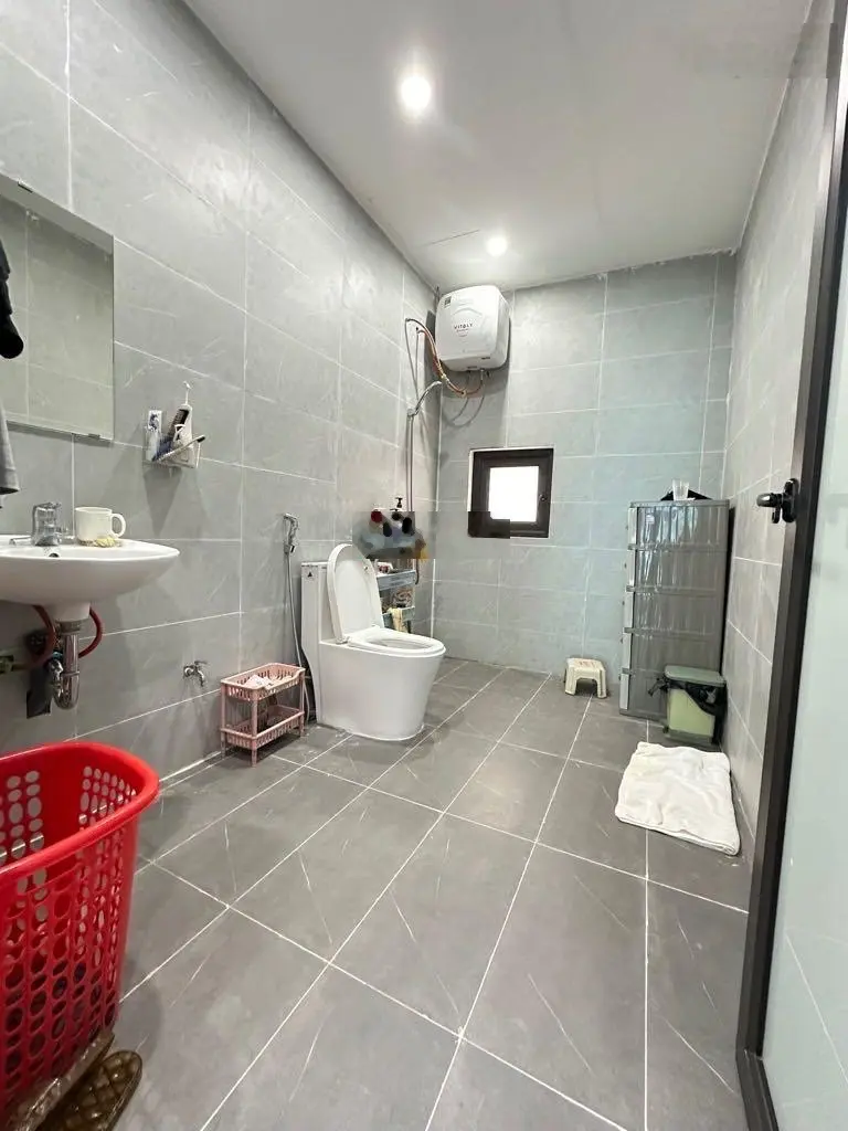 Bán nhà tập thể VIP ở Đào Tấn 102m2 giá 3,6 tỷ , siêu hiếm, siêu đẹp Full nội thất
