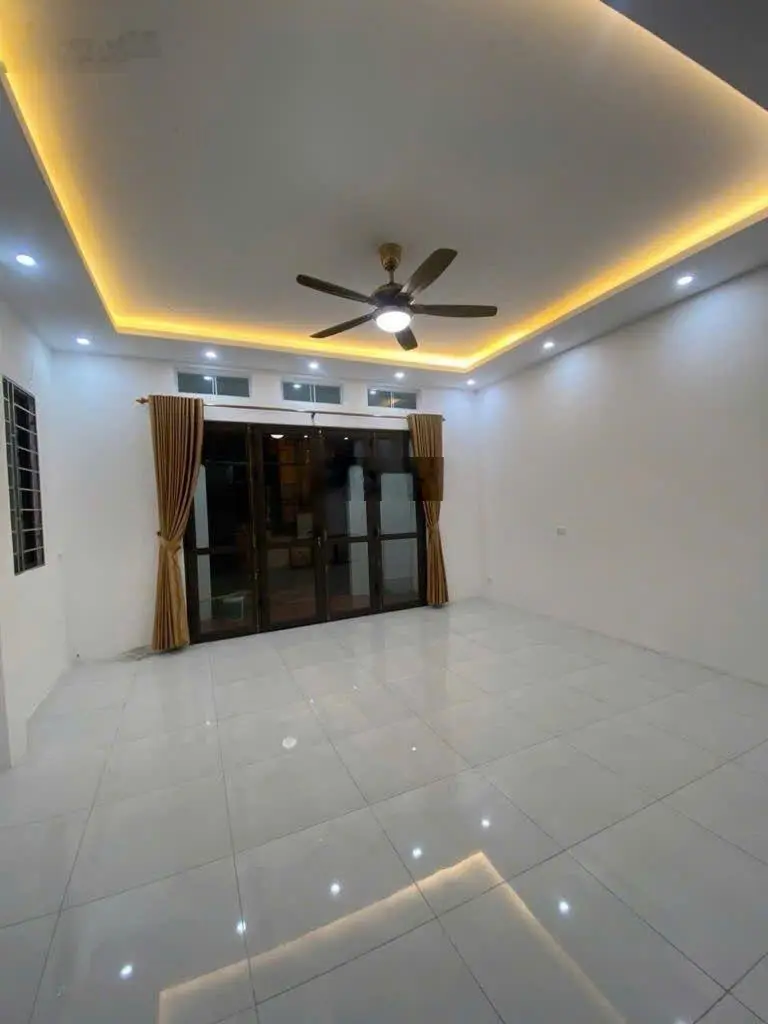 Khẳng định nhà đẹp Long Biên, 4 tầng,thiết kế cực kì hiện đại. Giá đẹp6,8T tại Ngọc Thụy, Long Biên