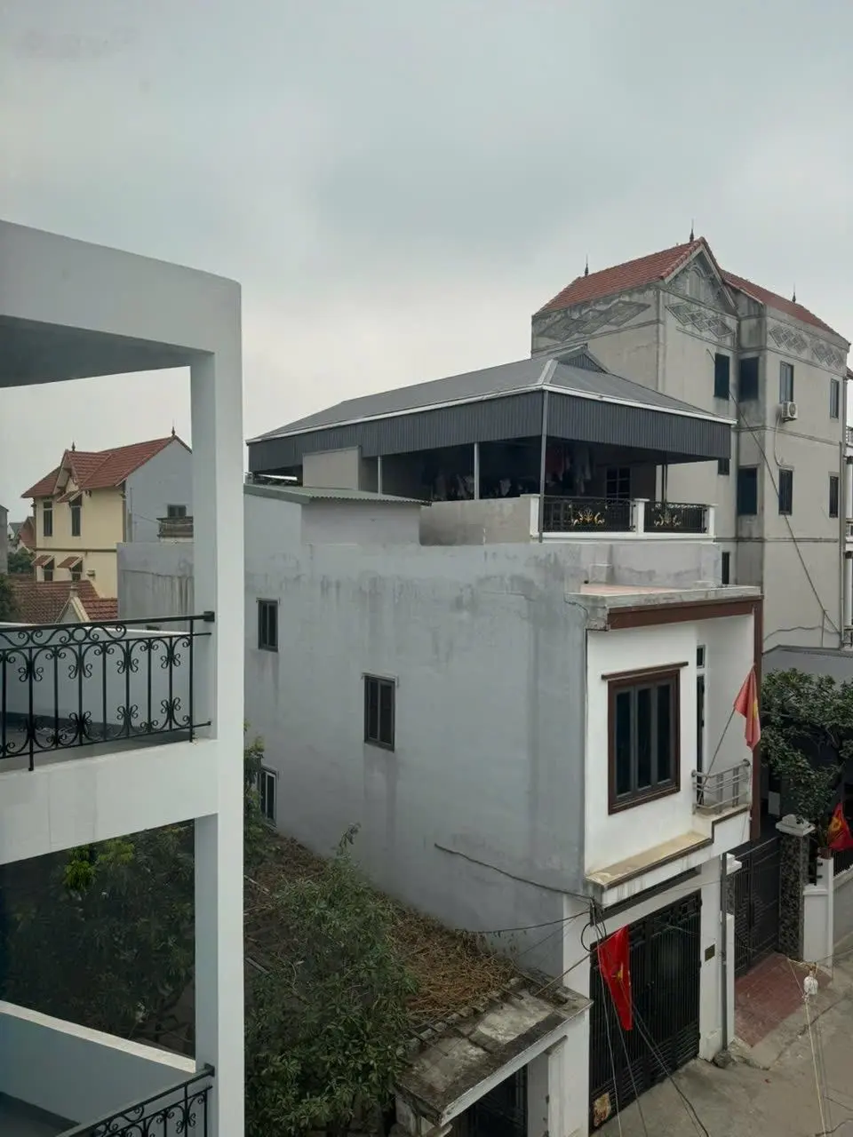 2.9 Tỷ bao thuế phí có ngay nhà mới tinh nội thất đầy đủ 41m2 3 tầng, 3 PN thôn Yên Quán, Tân Phú