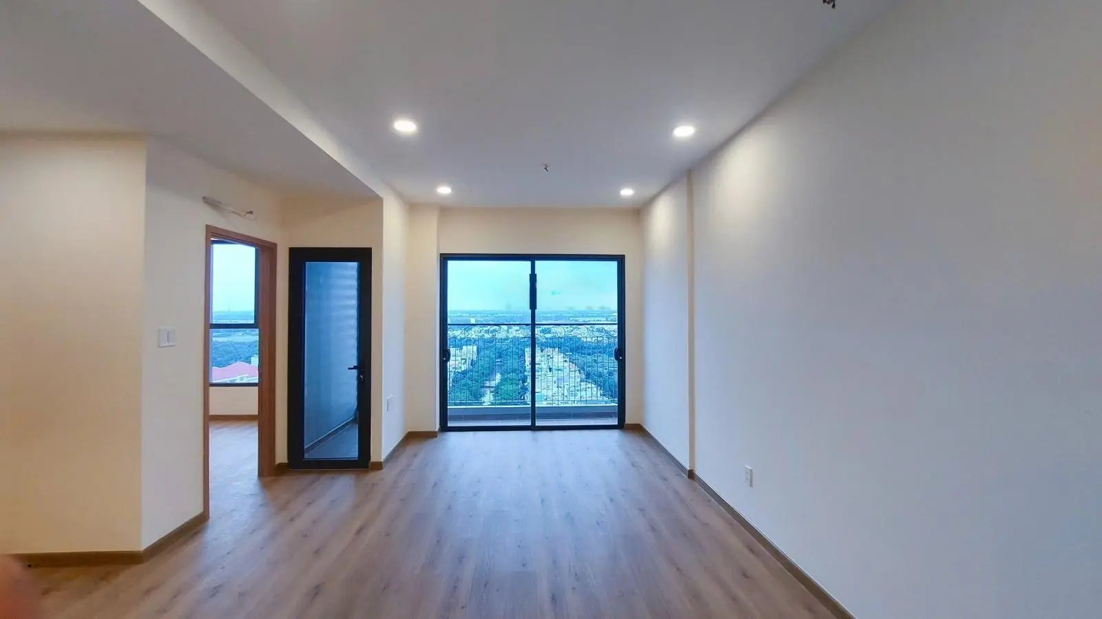 Căn hộ 2PN 1WC Viva Plaza chỉ 2,8 tỷ (100%) MT Nguyễn Lương Bằng PMH Quận 7. Alo em xem nhà thực tế