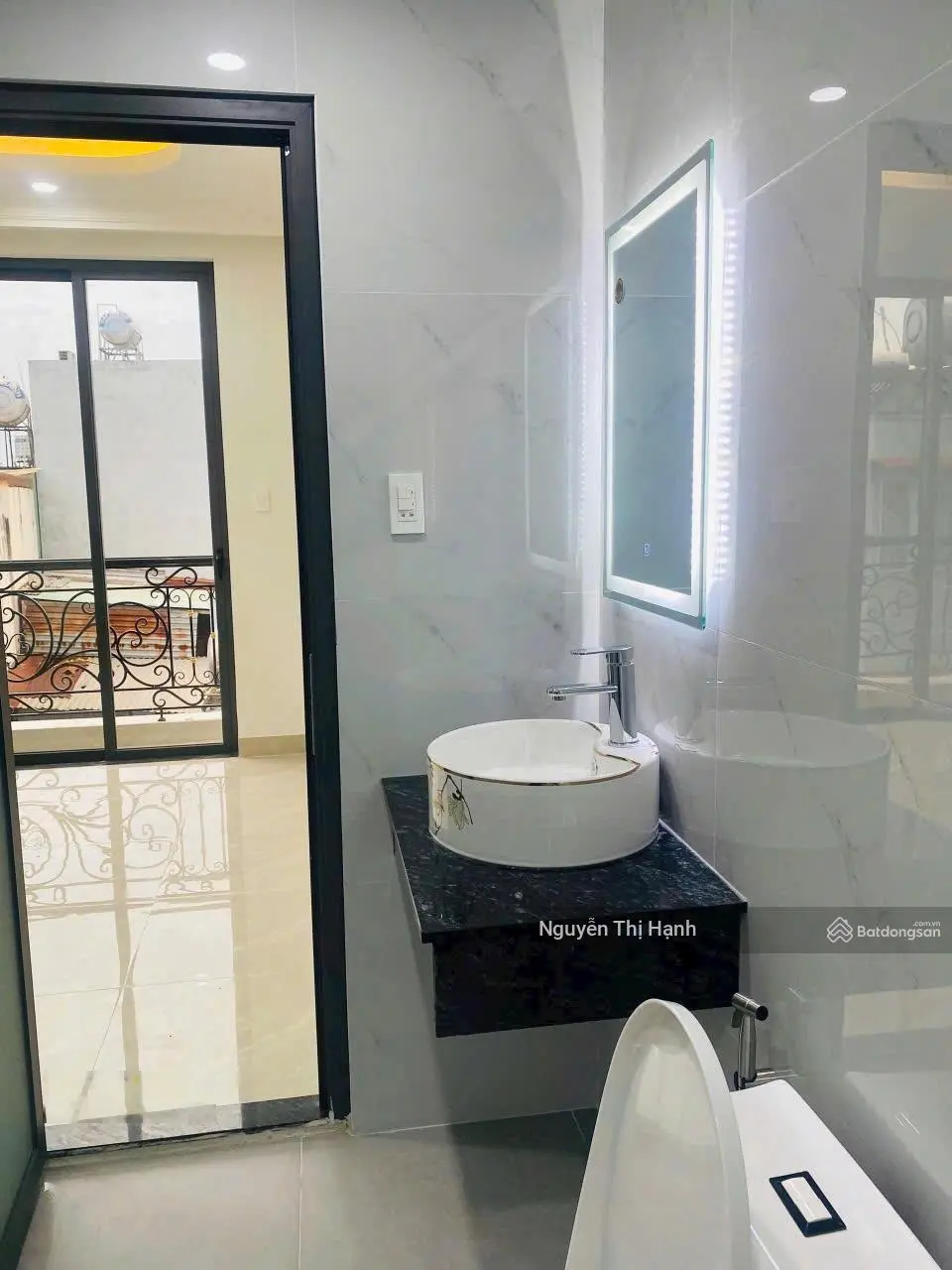 Nhà phố 4 tầng siêu đẹp cần bán gấp - Hiệp Bình Chánh, Thủ Đức, thiết kế hiện đại
