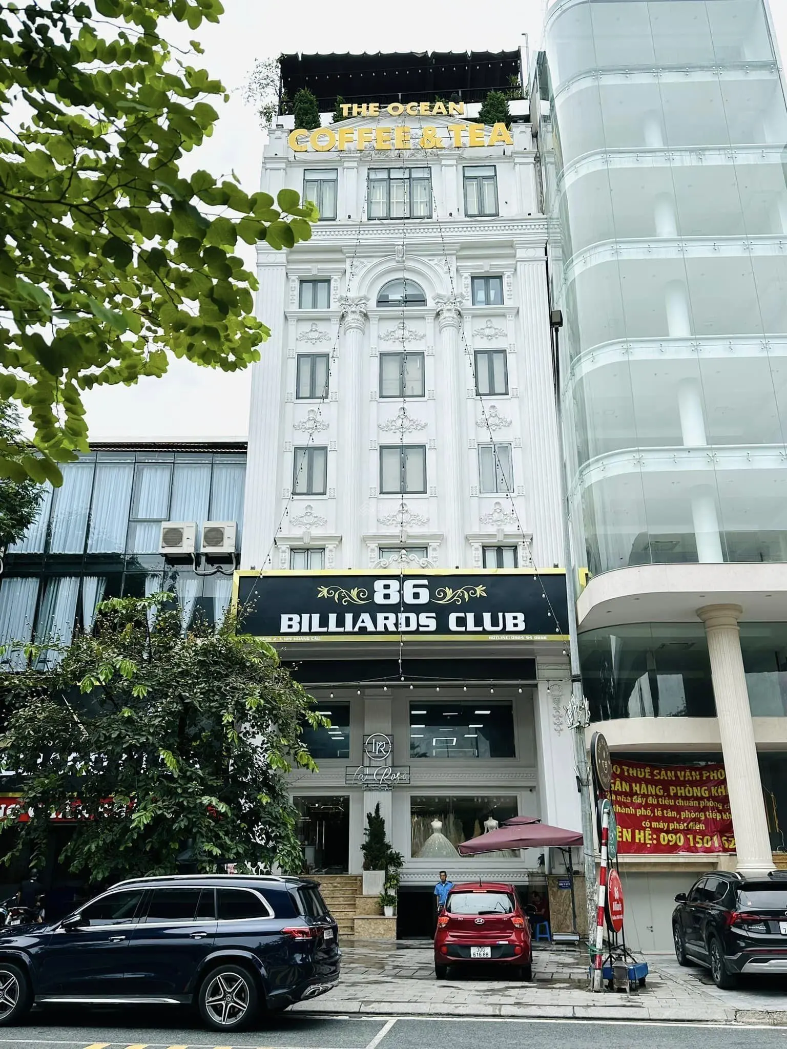 Tòa vip phố Hoàng Cầu, 9 tầng hoàn công, 234m2, MT 9.5m, dòng tiền 420 triệu/tháng