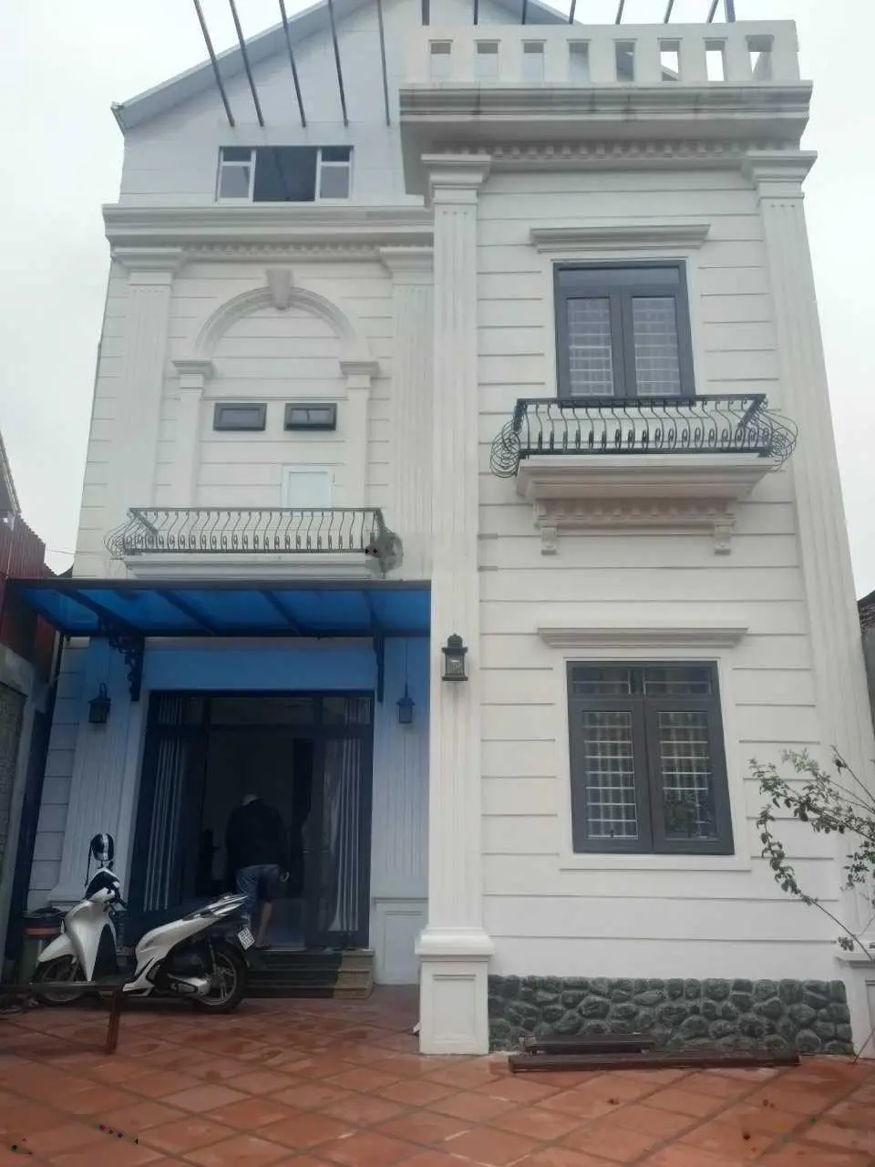 Bán biệt thự Đa Tốn Gia Lâm Hà Nội DT 202m2 giá 12 tỷ có tl lh 0988 009 *** xem nhà