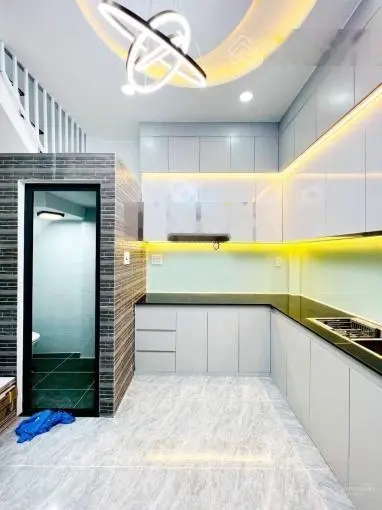 Bán nhanh nhà MT kinh doanh đường Đào Tấn , P.5 , Quận 5 - DT:84m2/ giá 7tỷ550- 3PN- SHR- còn TLg