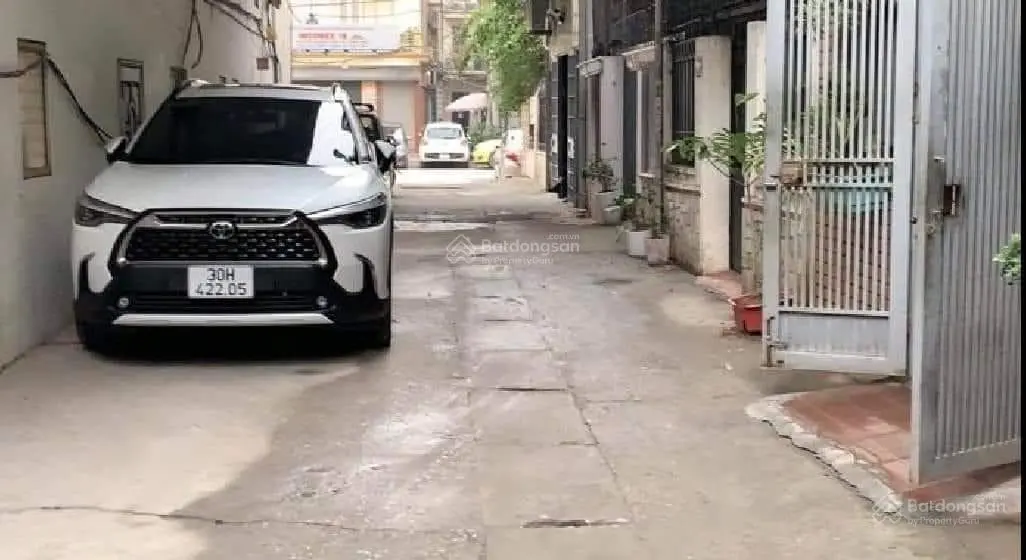 Bán gấp nhà phố Kim Mã - Ba Đình - 50m2 - 5 tầng - mặt tiền 4.2m - ô tô - giá 15.5 tỷ 0394 743 ***