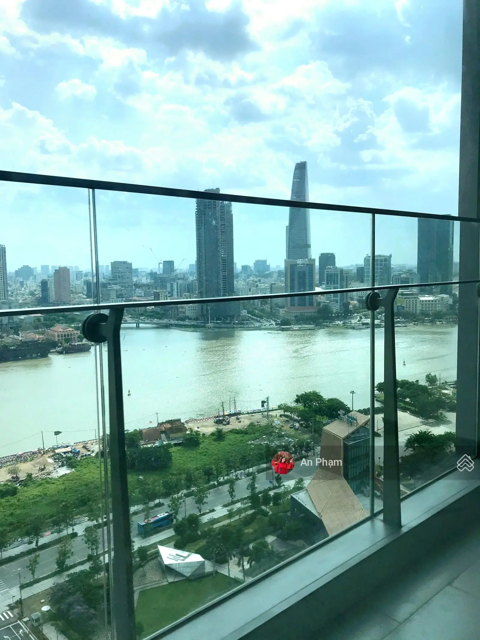 Bán Empire City 2PN view hoa hậu tầng cao hàng hiếm. View Bitexco, quận 1
