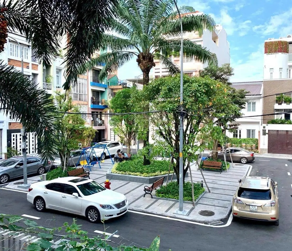 !!! giảm 9 tỷ !!! villa khu compound siêu đẹp q.phú nhuận- nhà mới 90%- giá chỉ 46 tỷ tl mạnh