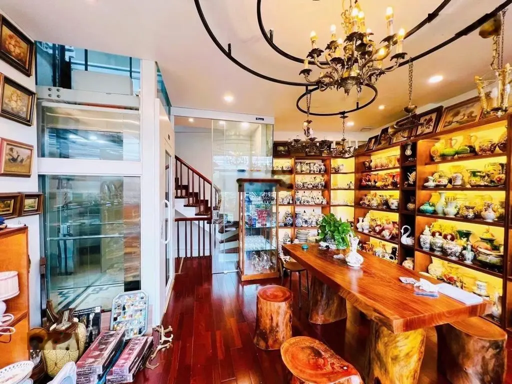Mặt phố Minh Khai - kinh doanh đỉnh chóp, sổ đỏ chính chủ xây 5 tầng, lên được 7 tầng
