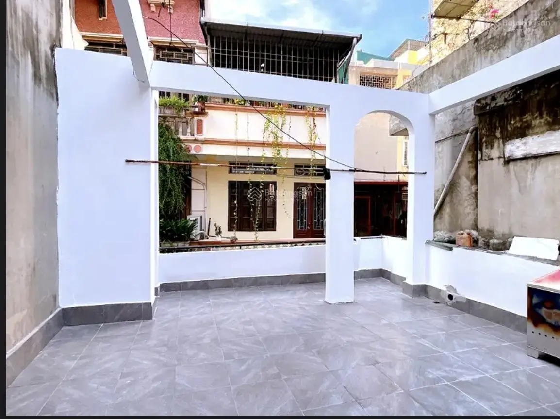 Bán nhà phố Hào Nam, Đống Đa , Hà Nội căn nhà 69 m24 tầng mới đẹp, 2 thoáng sáng chỉ 12tỷ
