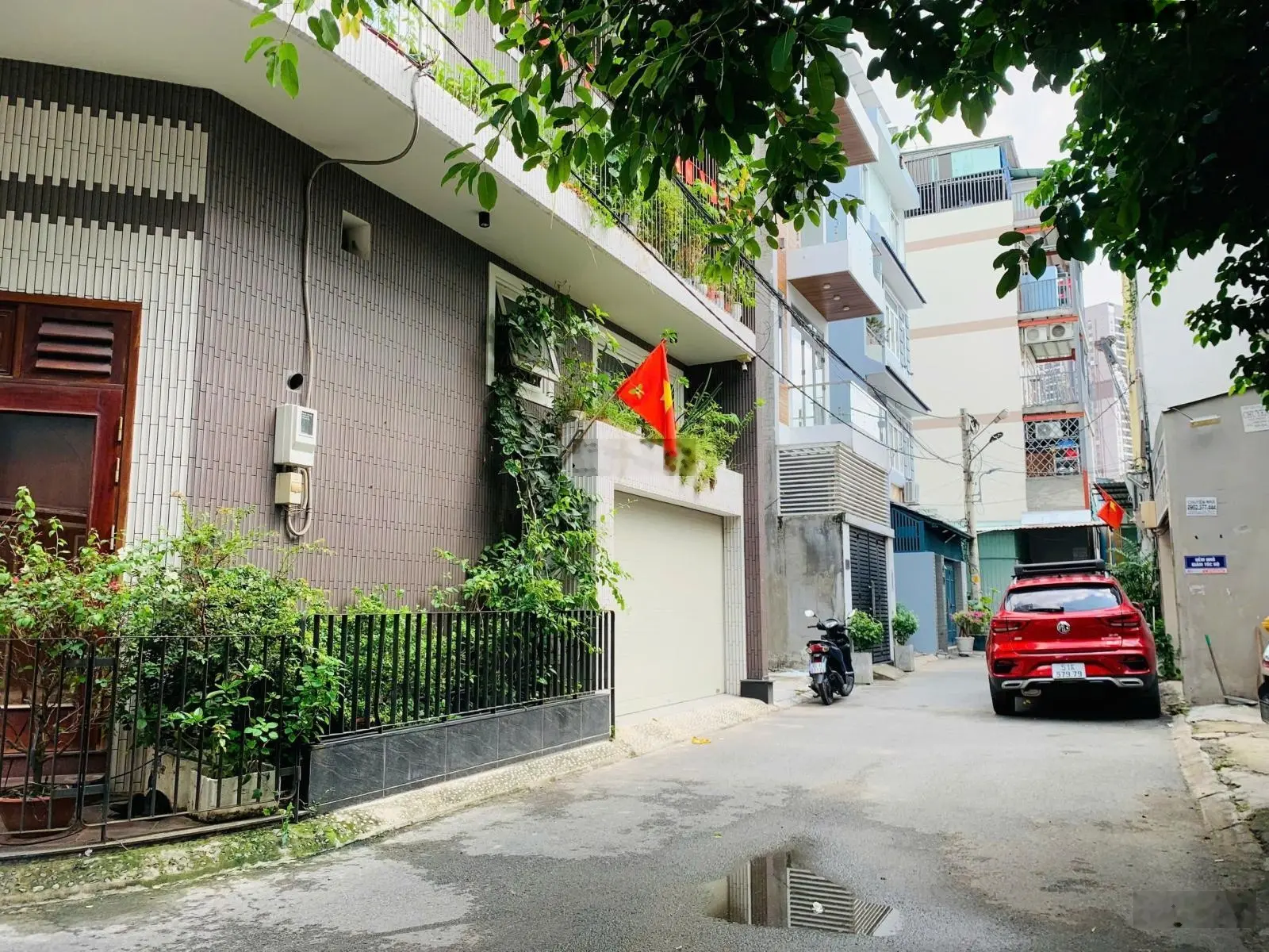 Gấp Bán Nhà Cấp 4 _ 55M2 _ Hẻm Xe Tải Quay Đầu _ Ngay Ủy Ban Phường Linh Trung _ Chỉ 4,9 Tỷ ( TL )