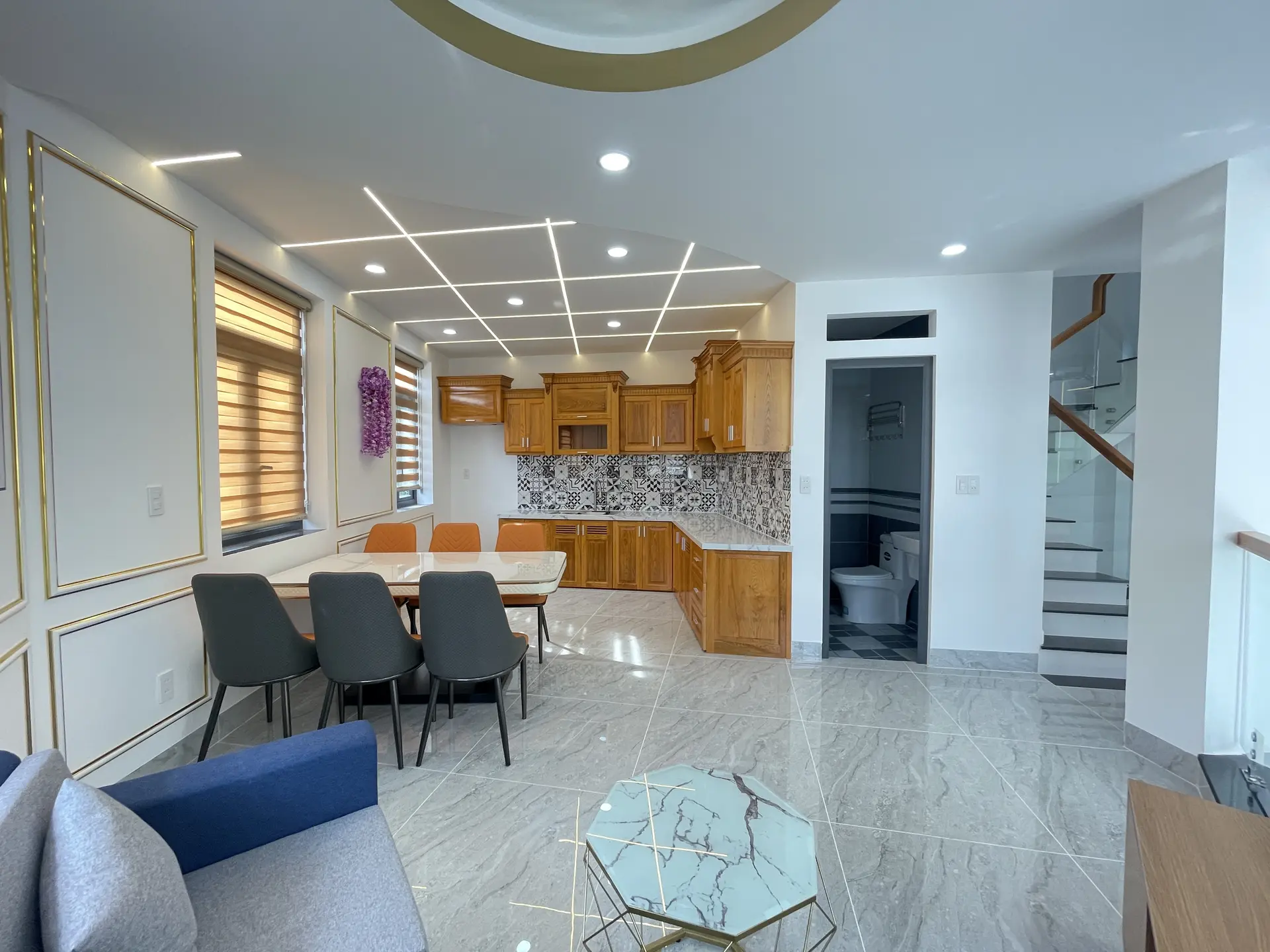 Căn Góc Mới cực Đẹp và Thoáng sau chung cư Tecco Linh Đông, đường ô tô rộng, đầy đủ nội thất xịn.