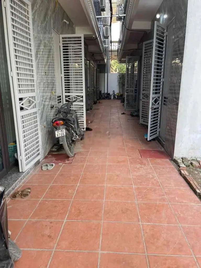 nhà Trại Gần - Song Phương - 44m2 sử dụng - 3 tầng - sẵn nội thất