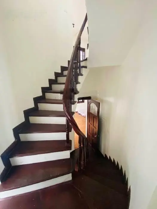 Bán Biệt Thự Liền Kề Làng Việt Kiều Châu Âu Mỗ Lao. 180m, 4 Tầng Lô Góc, 46 tỷ. View Vườn Hoa.
