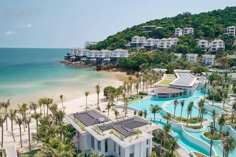 Bán căn biệt thự nghỉ dưỡng - vị trí đắc địa - lợi nhuận 1,3 tỷ/năm - giá 22 tỷ 0919 755 ***