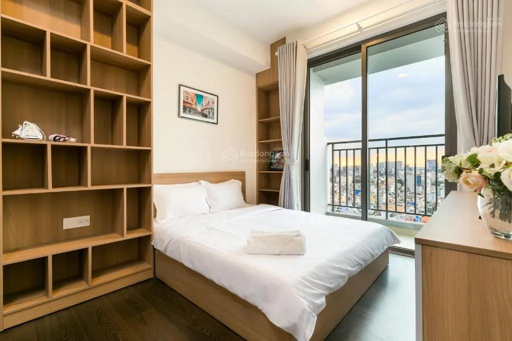 Bán lỗ căn hộ quận 4 River Gate 74m2 nhà đẹp giá rẻ chỉ 4,65 tỷ. LH: 0909 024 ***