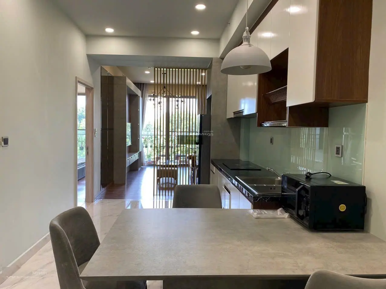 Bán căn góc chung cư Midtown 2PN 103m2 giá 8,7 tỷ nhà đẹp view sông LH Ngọc Lan 0906 743 ***