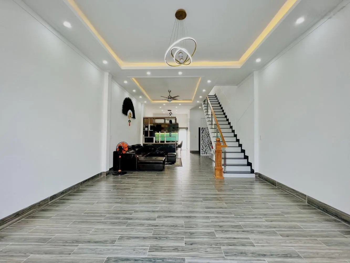 Nhà tân cổ điển cuối đường Đồng Khởi - trả trước chỉ 600 triệu!