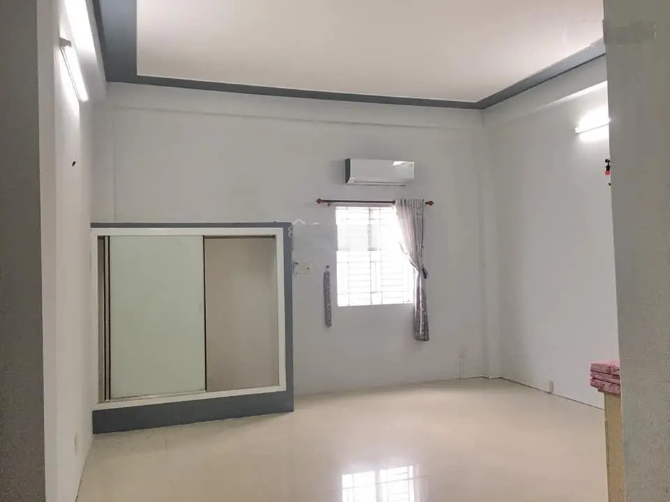 Nhà 1 trệt 1lầu 4x15=60m2 Vườn Lài Q.Tân Phú cách Lũy Bán Bích 300m, thuận tiện kinh doanh , sổ sẵn