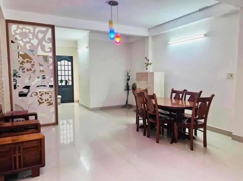 Mặt tiền Nguyễn Duy Trinh sát trường THCS Huỳnh Bá Chánh - 190m2 - mặt tiền 7.5m giá 7 tỷ