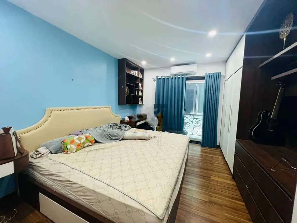 Bán nhà Đức Diễn lô góc xây mới 5 tầng, xịn sò.