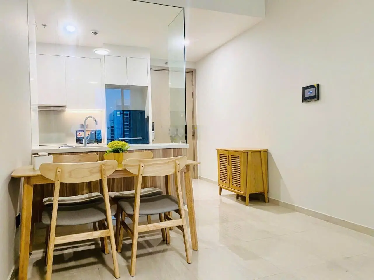 Bán 1 phòng ngủ Q2 Thảo Điền 5.5 tỷ all in full nội thất, đã có sổ và sẵn hợp đồng thuê