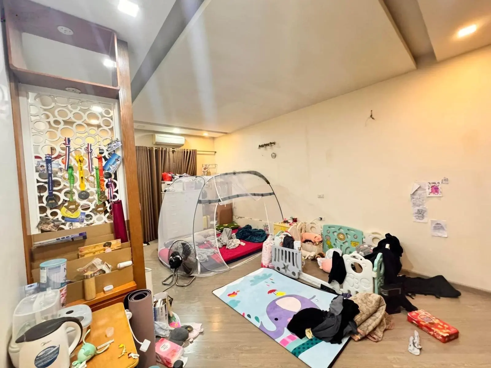VỊ TRÍ SỐ 1/ Pháo Đài Láng, 40m2 x 5T, lô góc, đúng 15m ra phố, 10.55 tỷ