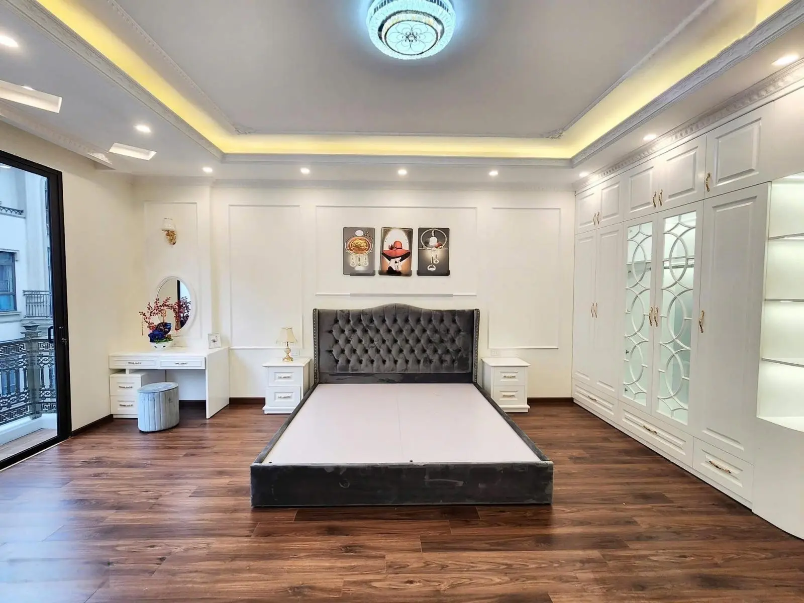 Lên sóng cho các bác một em